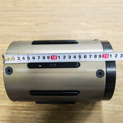 Air shaft conversion sleeve with standard outer diameter, durable metal adapter part