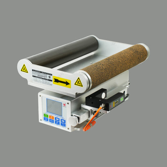 Automatic servo web guide integrated unit for slitting, rewinding and flexible packaging production lines