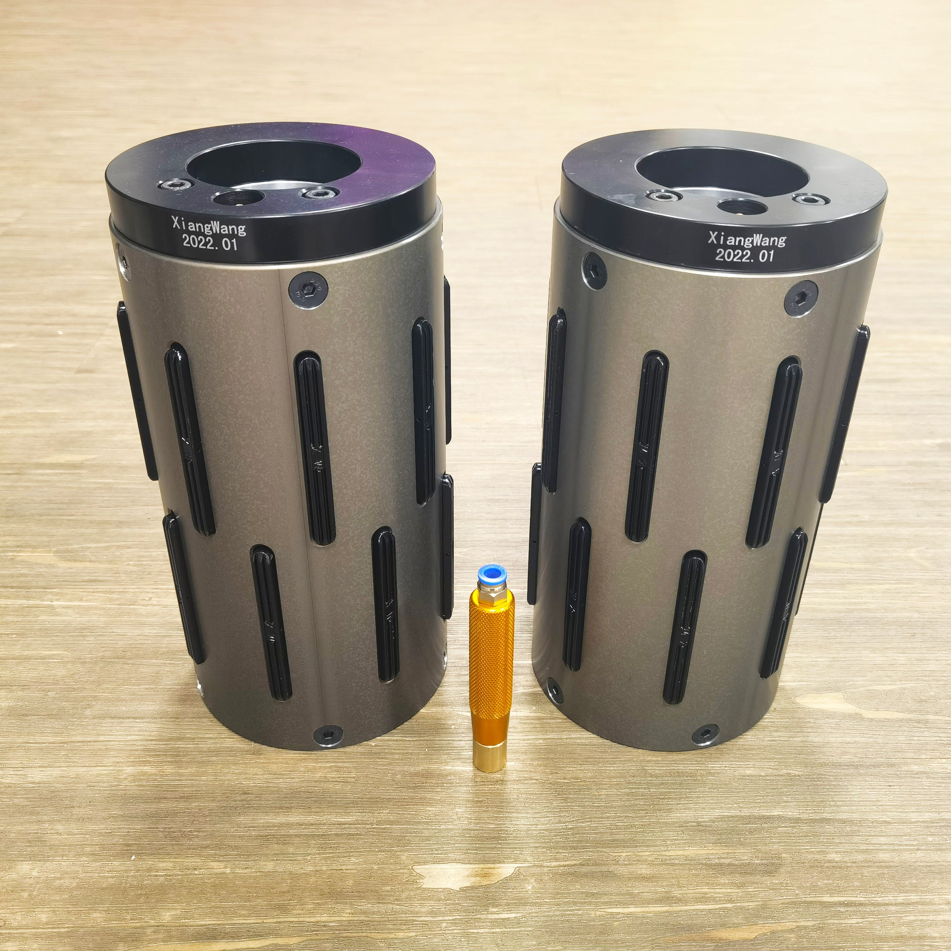 Single air shaft reducing sleeve, universal size adapter for different shaft specifications