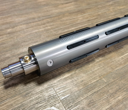 Expanding lugs of pneumatic Lug Type Air Shaft gripping paper core
