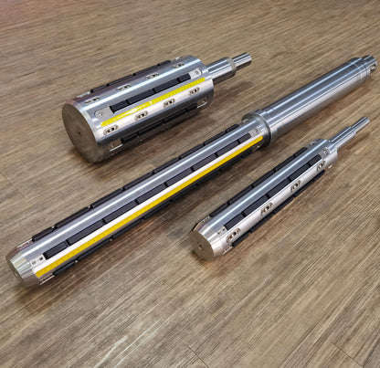 Pneumatic textile roller air shaft with high gripping force